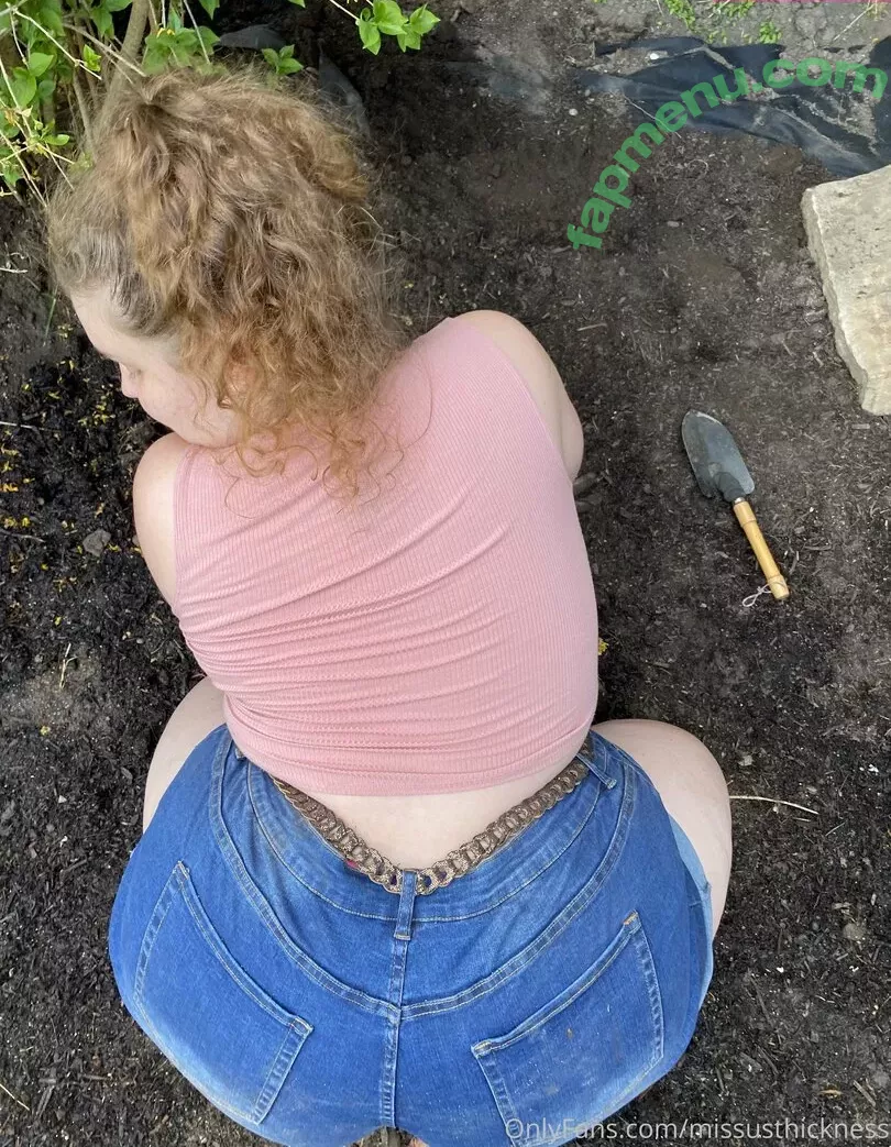 mollynonsense nude photo #0080 (missusthickness / molly.nonsense)