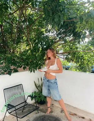 mollypills / hornyhiking nude photo #0127