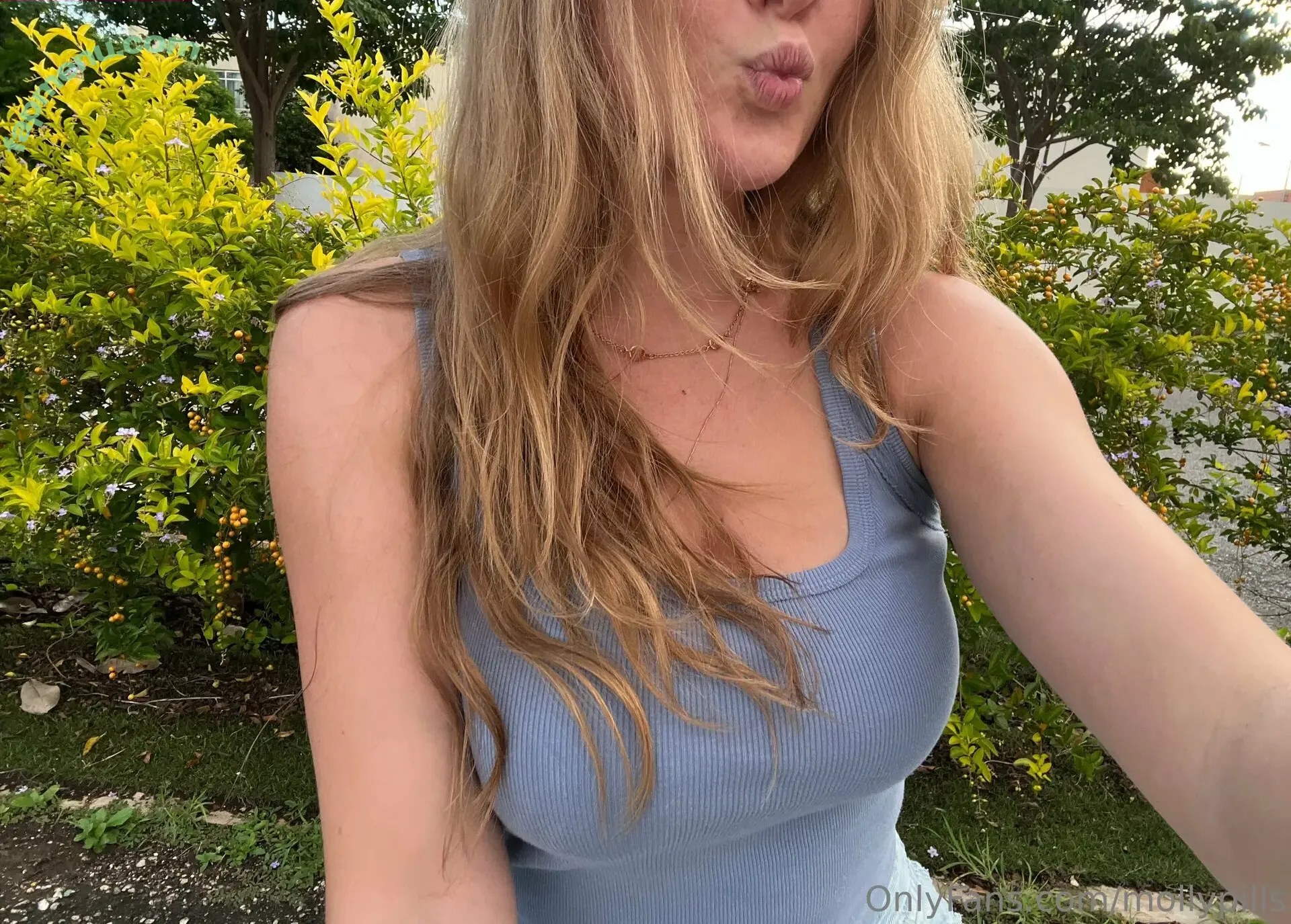 mollypills nude photo #0159 (hornyhiking)