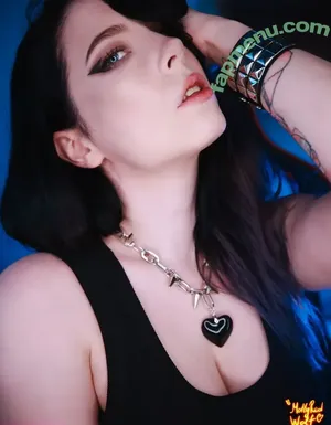 MollyRedWolf / Discussion Thread / MollyRebbit / mollyredwolf1 nude photo #2212