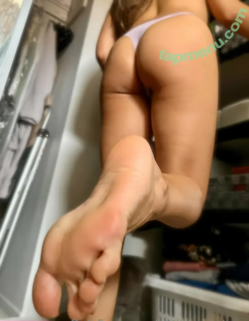 mollyscutetoes nude photo #0007 (mollystueve)