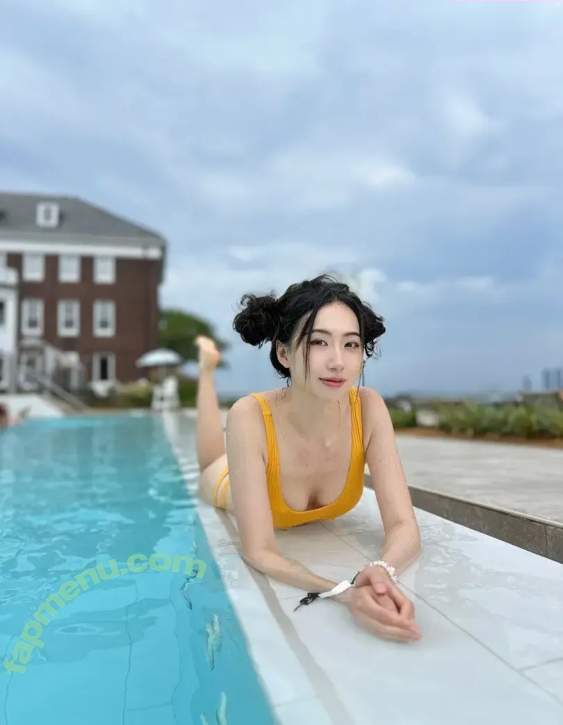 mollyshen nude photo #0067 (mo11yshen / sherryshen)