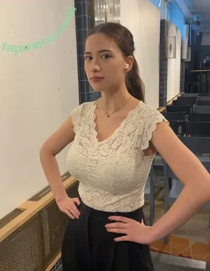 Mollyswes / molzzan nude photo #0042