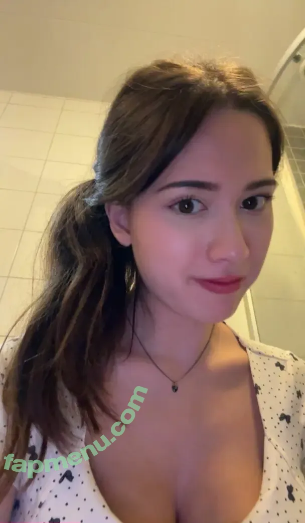 Mollyswes nude photo #0037 (molzzan)