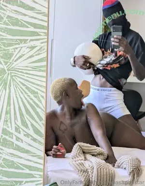  nude photo #0003