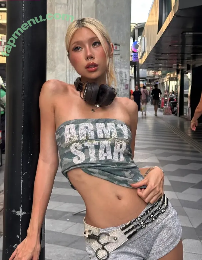 momeam nude photo #0011 (momeam)