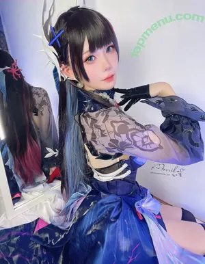 Momiko Lin / kamikolin / momiko__124 / momoko.lin / 紅葉 Momiko nude photo #0011