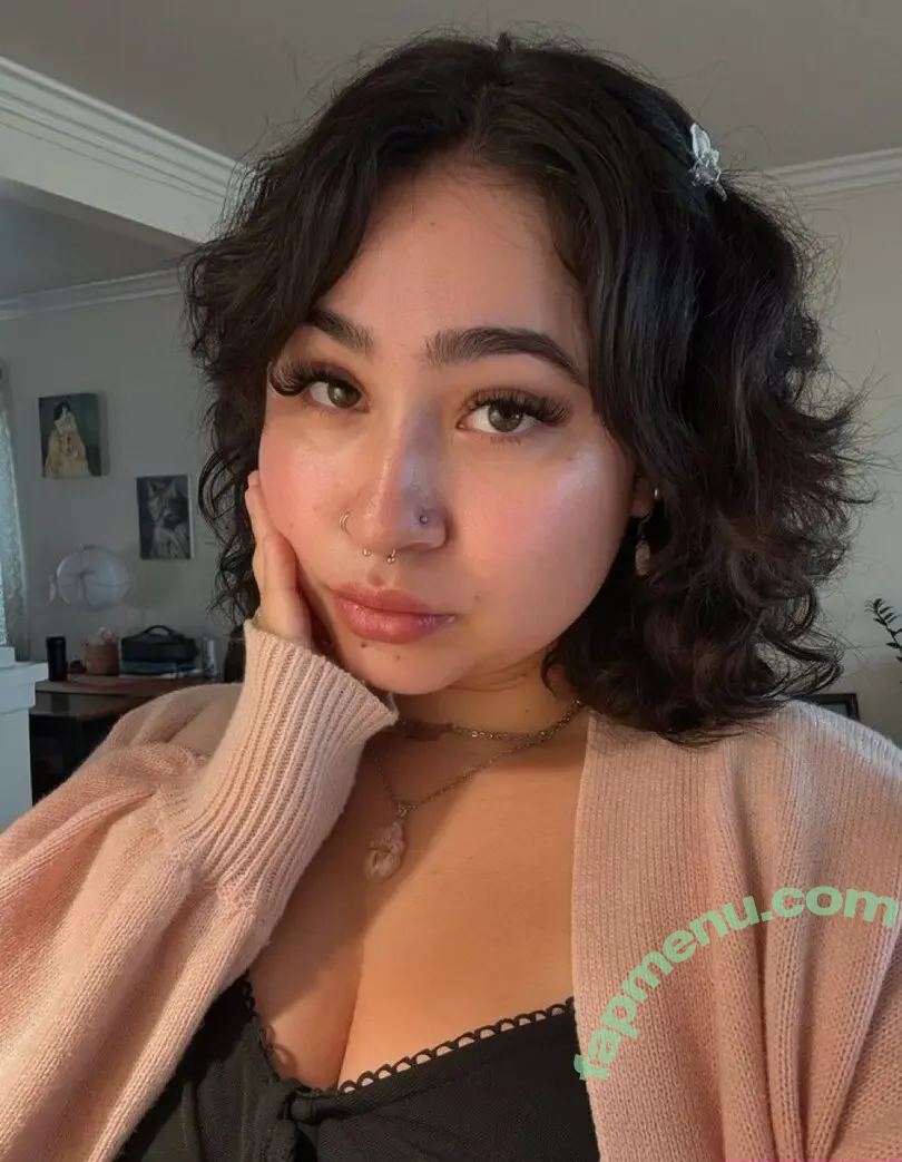 Mommy Flora nude photo #0001 (401kslayer / loveofurlifexo / mommy.flora)