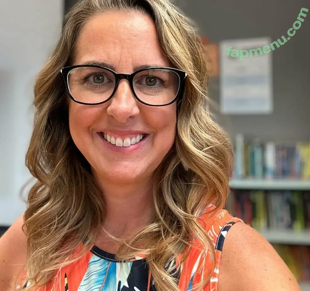 Mommyclubber nude photo #0003 (Mommyspov)