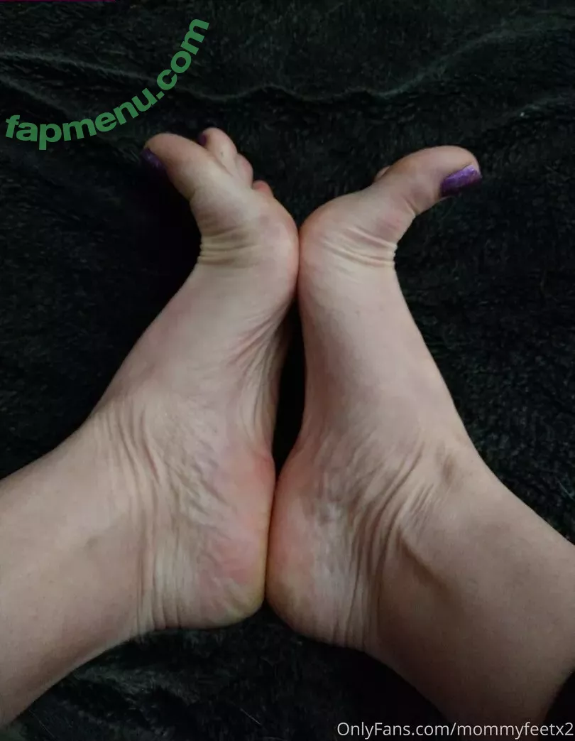 mommyfeetx2 nude photo #0001 (momdeenx)