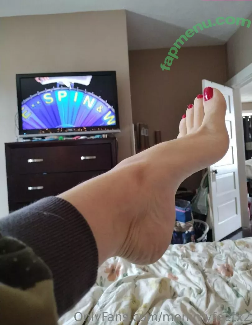 mommyfeetx2 nude photo #0020 (momdeenx)