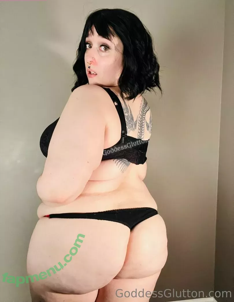 mommyglutton nude photo #0001 (mommy_meghan_)