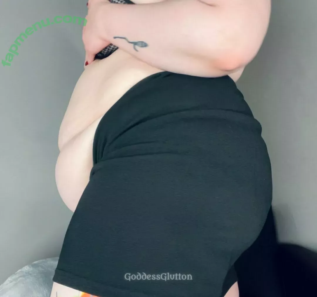 mommyglutton nude photo #0007 (mommy_meghan_)