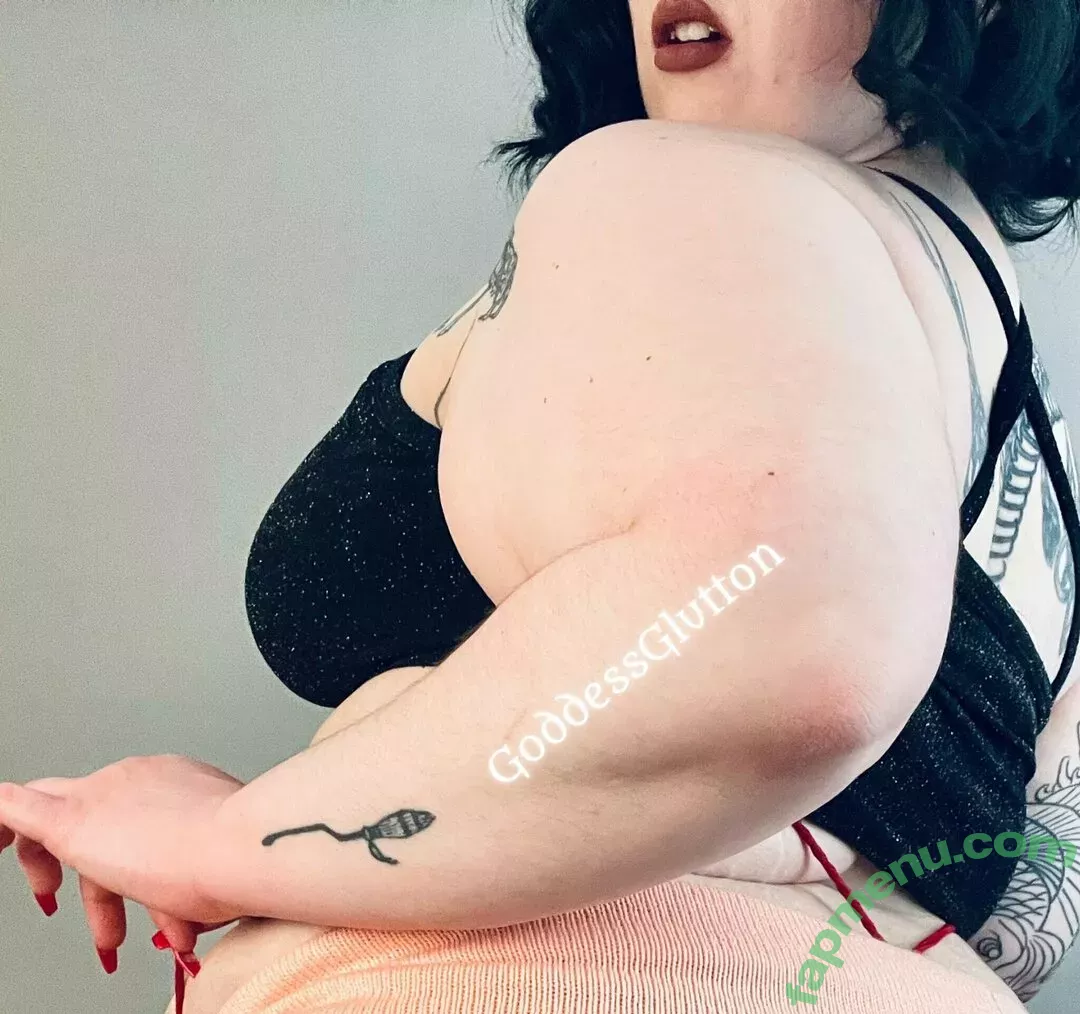 mommyglutton nude photo #0008 (mommy_meghan_)