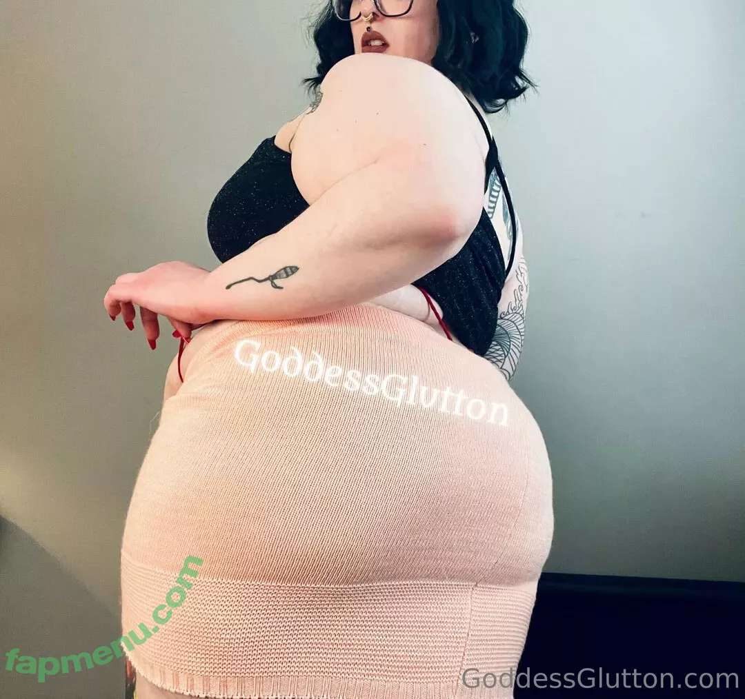 mommyglutton nude photo #0010 (mommy_meghan_)