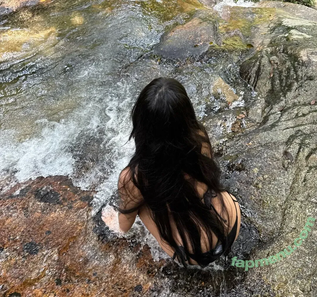 mommyissues9000 nude photo #0023 (mommyissues9000)