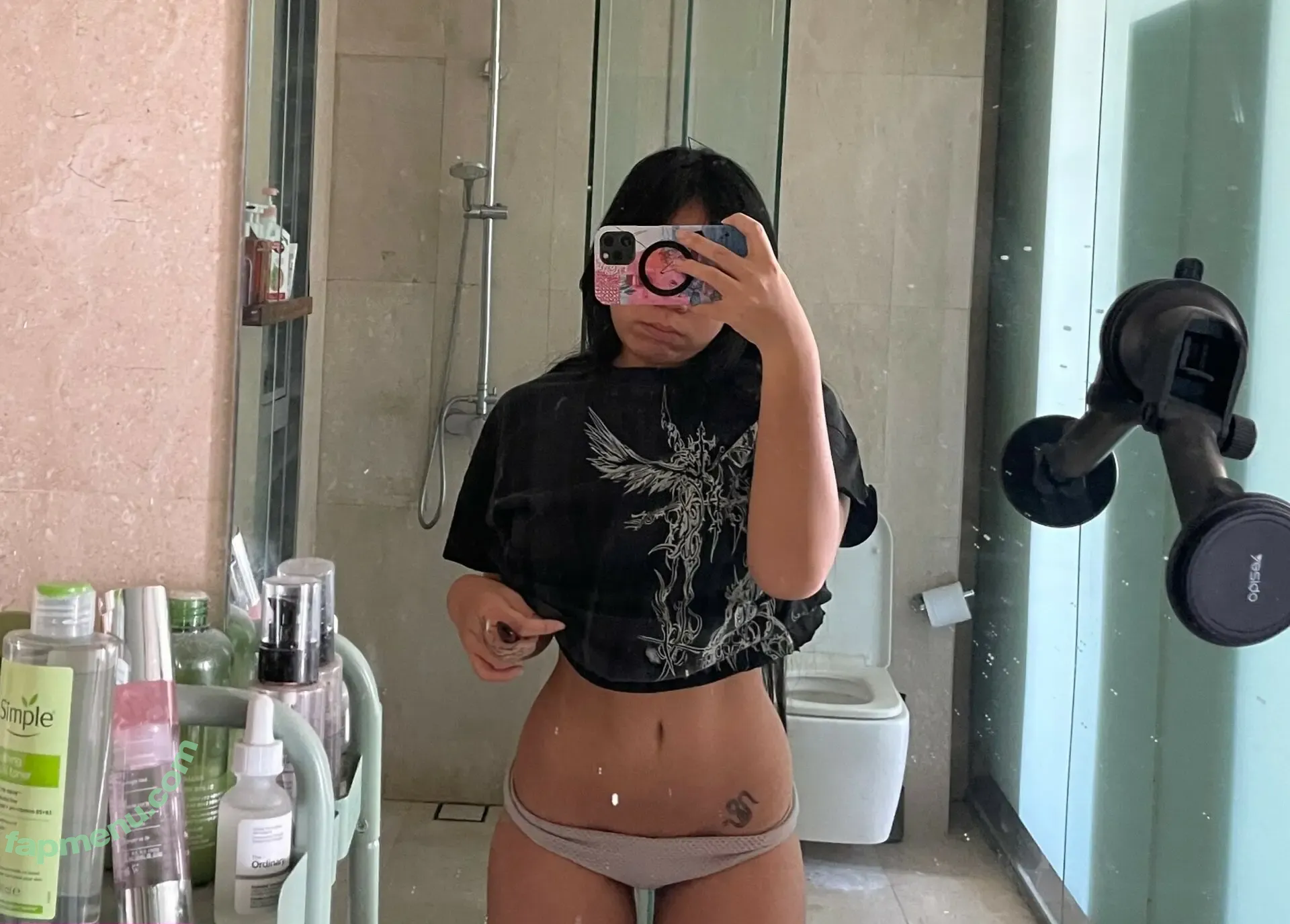 mommyissues9000 nude photo #0033 (mommyissues9000)