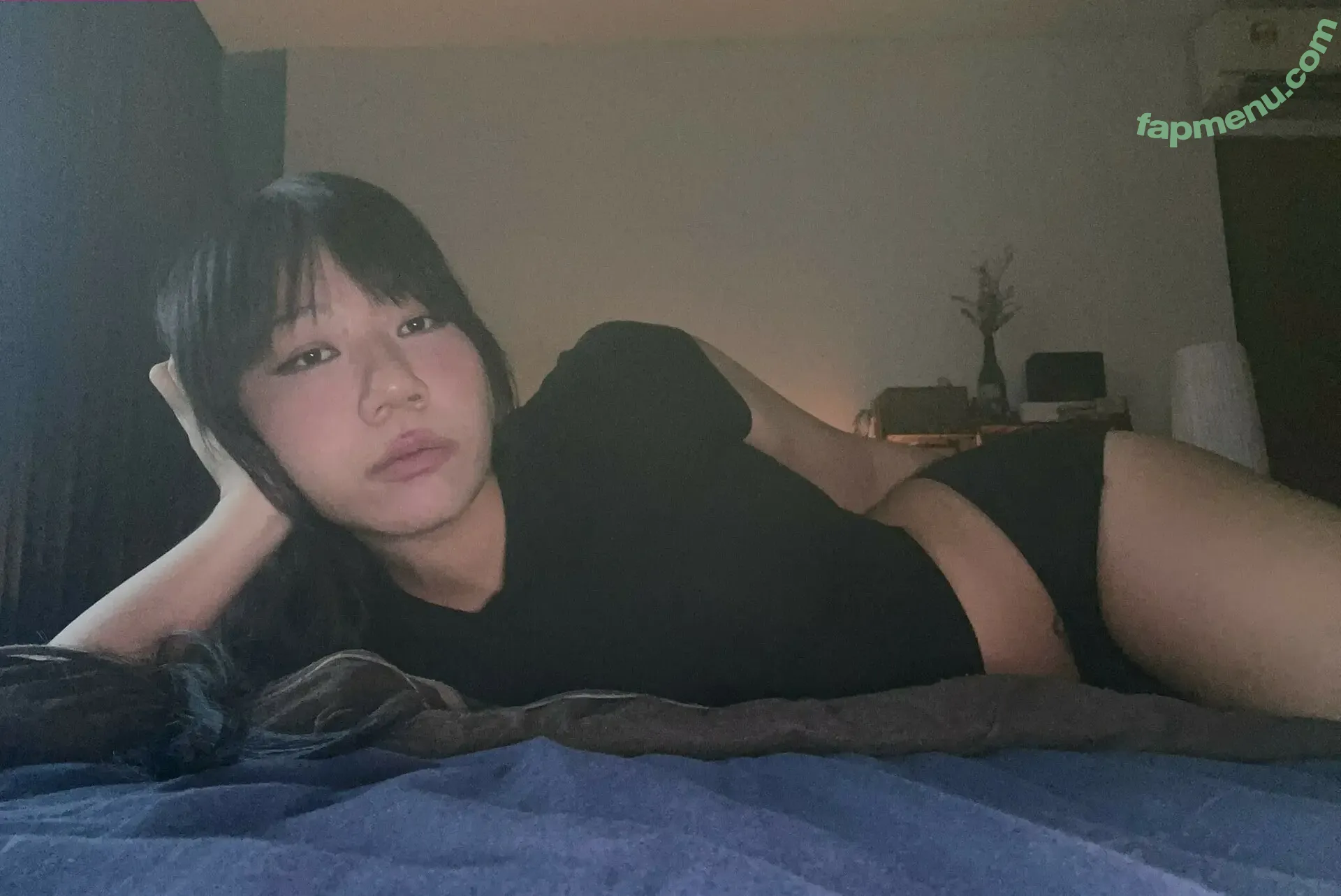 mommyissues9000 nude photo #0034 (mommyissues9000)