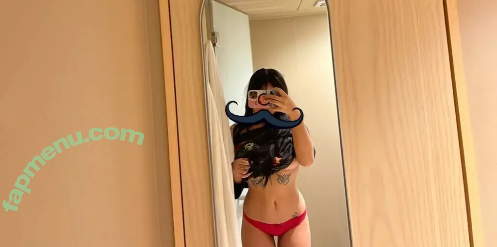 mommyissues9000 nude photo #0042 (mommyissues9000)