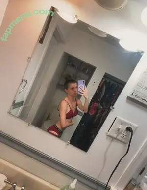 Mommyj22 / mommyj.22 nude photo #0012
