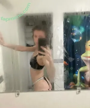 Mommyj22 / mommyj.22 nude photo #0015