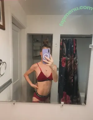 Mommyj22 / mommyj.22 nude photo #0021