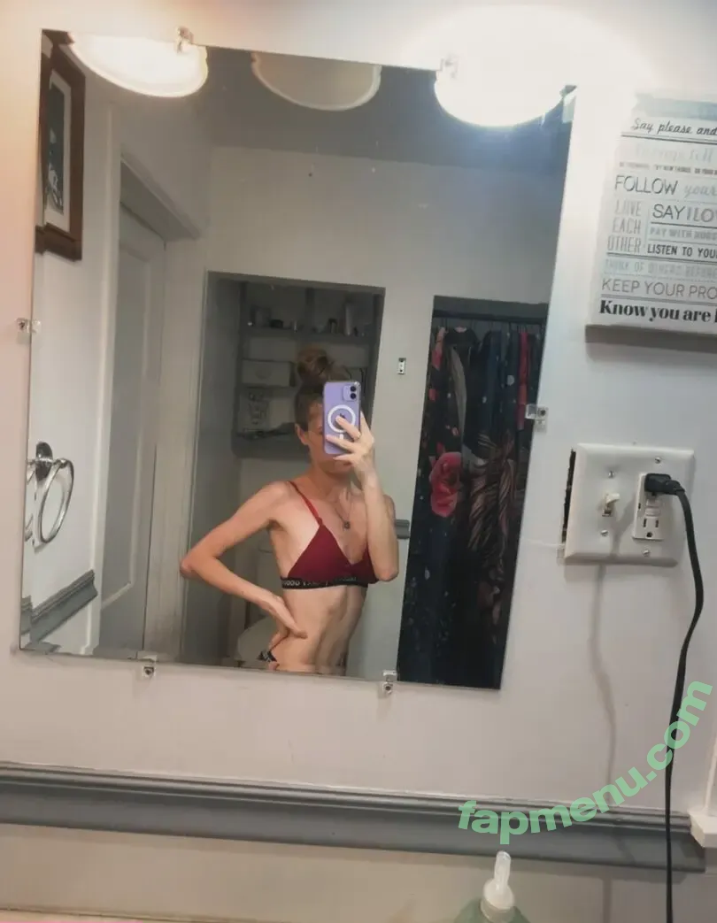 Mommyj22 nude photo #0011 (mommyj.22)