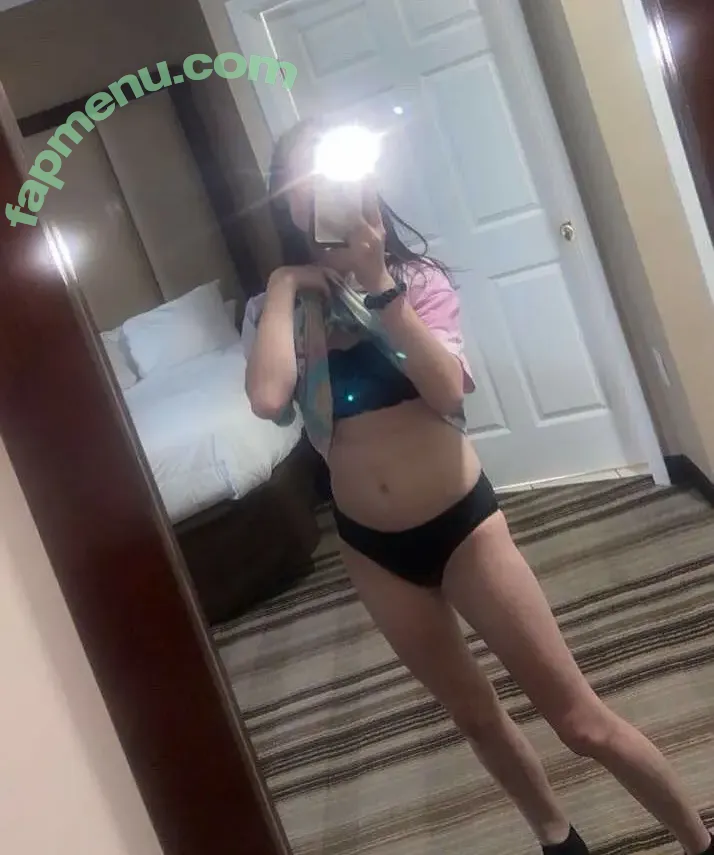 Mommyj22 nude photo #0025 (mommyj.22)