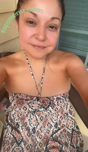 mommyjoyluvsyou2 / mommy.wonders nude photo #0039