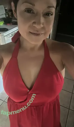 mommyjoyluvsyou2 / mommy.wonders nude photo #0040