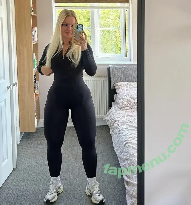 MommyMewtwo nude photo #0045 (Avalynn Rose / _mommymewtwo / avalynnrose)