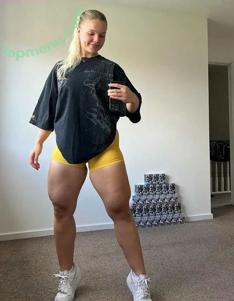 MommyMewtwo nude photo #0208 (Avalynn Rose / _mommymewtwo / avalynnrose)