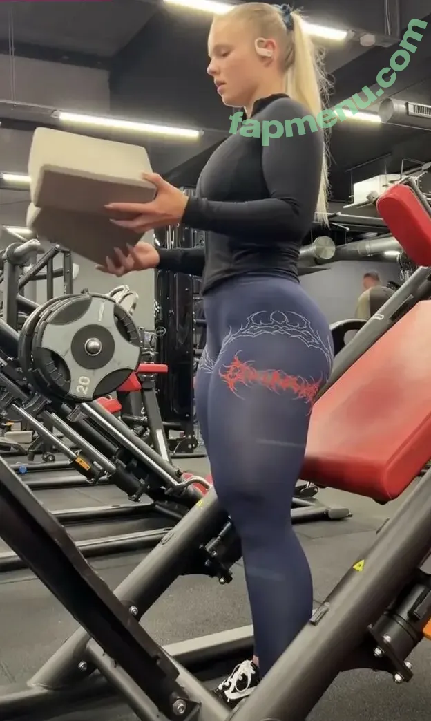 MommyMewtwo nude photo #0277 (Avalynn Rose / _mommymewtwo / avalynnrose)