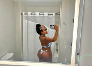  nude photo #0004