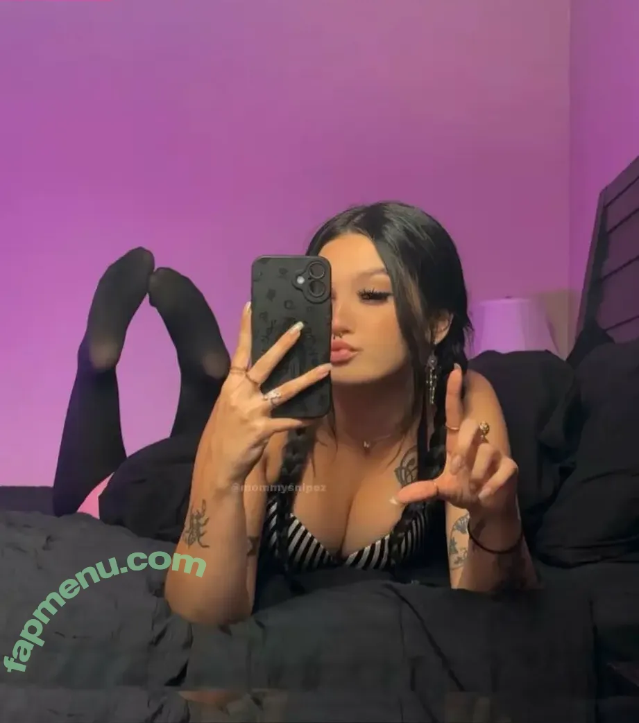 mommysnipez nude photo #0040 (mommysnipez)