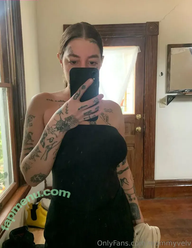 mommyvelv nude photo #0005 (velvetears2)