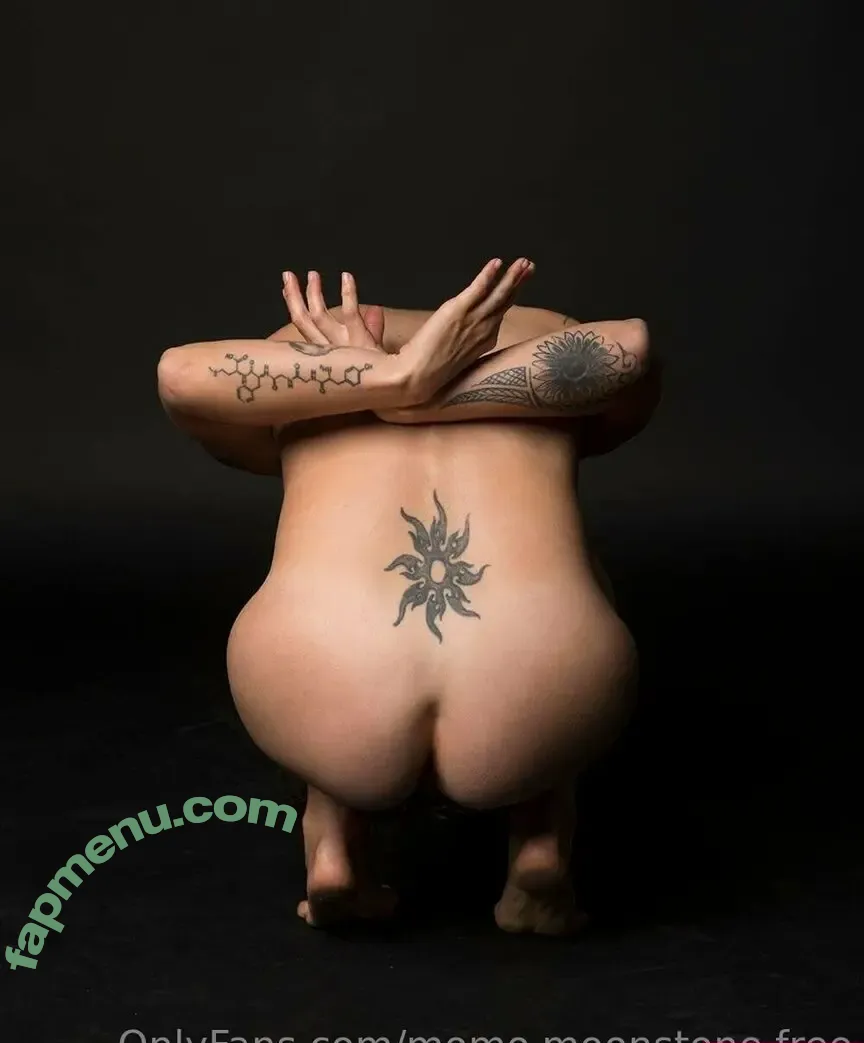 momo.moonstone.free nude photo #0015 (momo.moonstone)