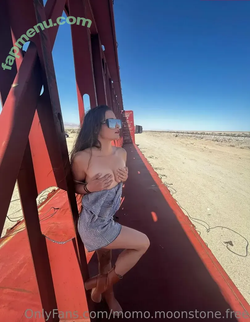 momo.moonstone.free nude photo #0027 (momo.moonstone)