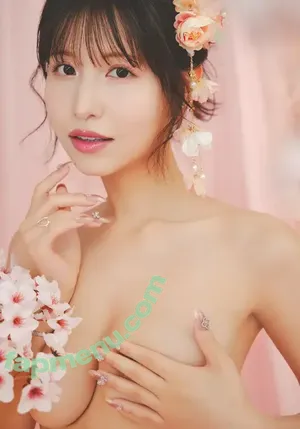 Momo Sakura / sakumomo1203 / sakuramomo_official / 桜空もも nude photo #0079
