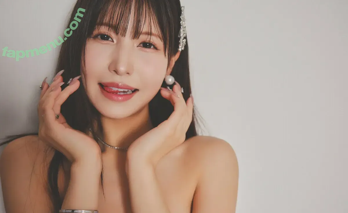 Momo Sakura nude photo #0064 (sakumomo1203 / sakuramomo_official / 桜空もも)