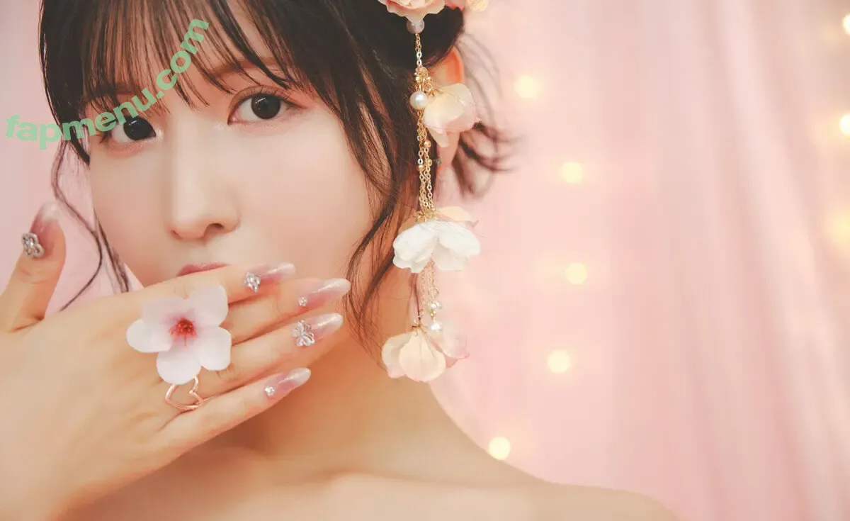 Momo Sakura nude photo #0085 (sakumomo1203 / sakuramomo_official / 桜空もも)