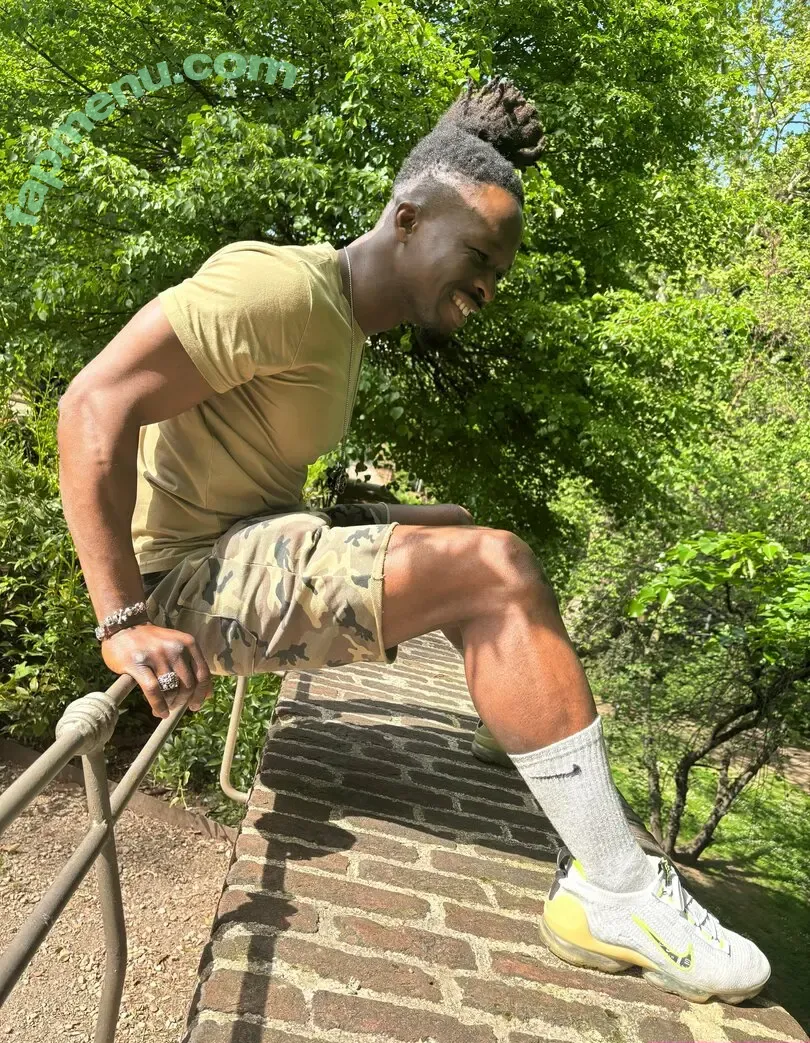 momo97naturale nude photo #0005 (momo97naturale)