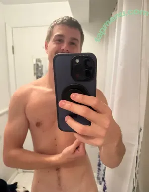 momocam / momocam_stories nude photo #0078