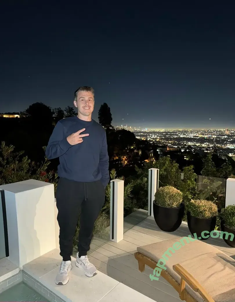 momocam nude photo #0082 (momocam_stories)