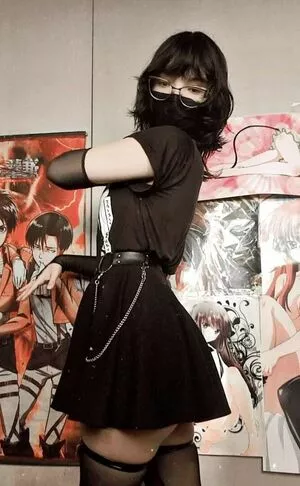 Momoiro Cosplay / momoiroaguiraru / momoirowaifu nude photo #0003