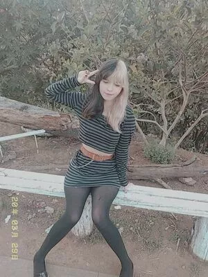 Momoiro Cosplay / momoiroaguiraru / momoirowaifu nude photo #0010