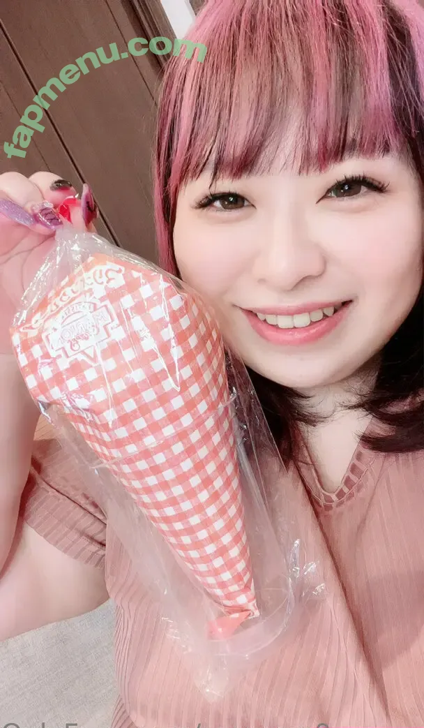 momom0_momochan nude photo #0010 (momochan220)