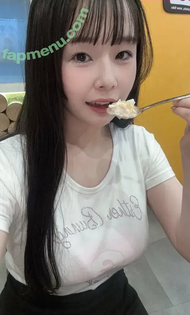 Momona Sakuraba nude photo #0002 (momona__m)