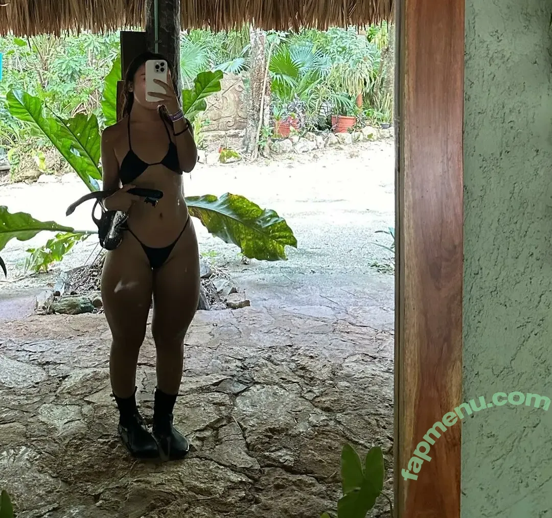 mon.delao nude photo #0016 (mon.delao)