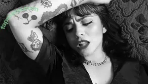 Mon Laferte / monlaferte nude photo #0004